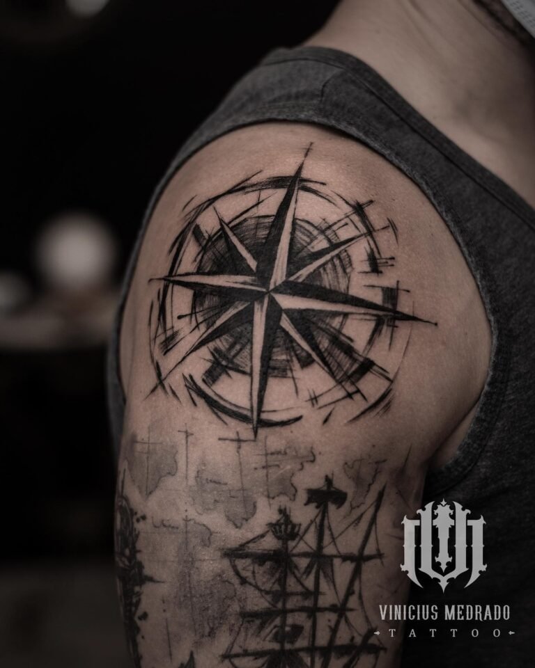 Tatuagem Sketch rosa dos ventos